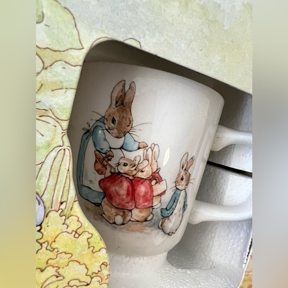 Vintage 1991 Peter Rabbit Child's 2 Piece Dish Set Wedgwood Beatrix Potter NEW - Picture 3 of 5